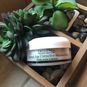 coconut age corrective moisturizer